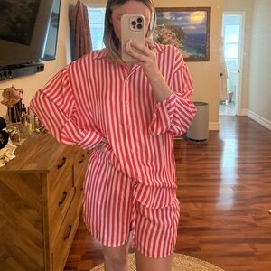 NWT RESA pink and white striped button down top short set Medium
